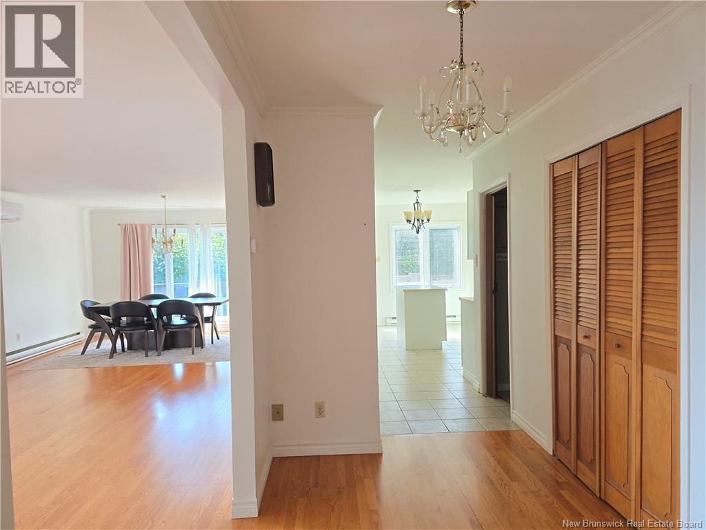 141 Neil, Bathurst, New Brunswick E2A 3E3 - Photo 12 - NB147763