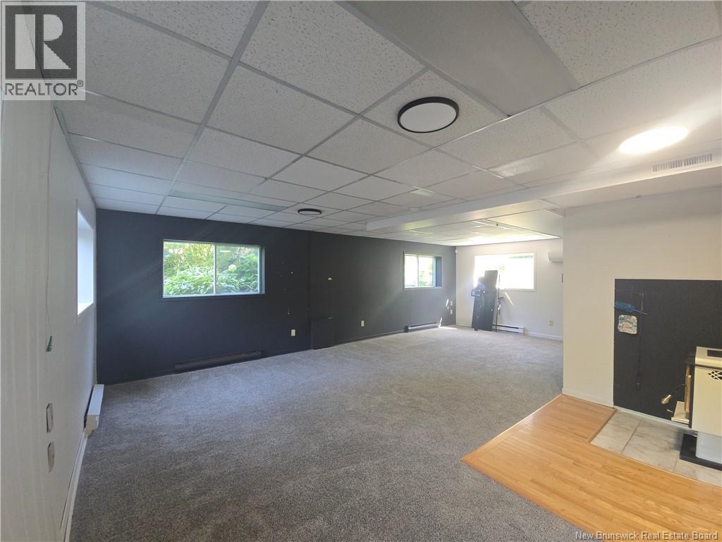 141 Neil, Bathurst, New Brunswick E2A 3E3 - Photo 33 - NB147763