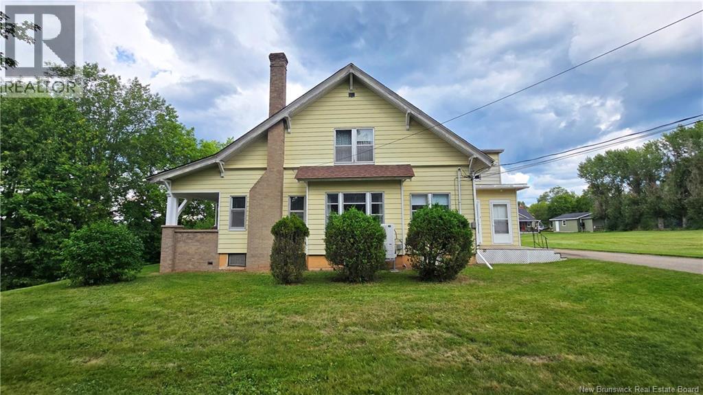 14 Spring Street, Petitcodiac, New Brunswick