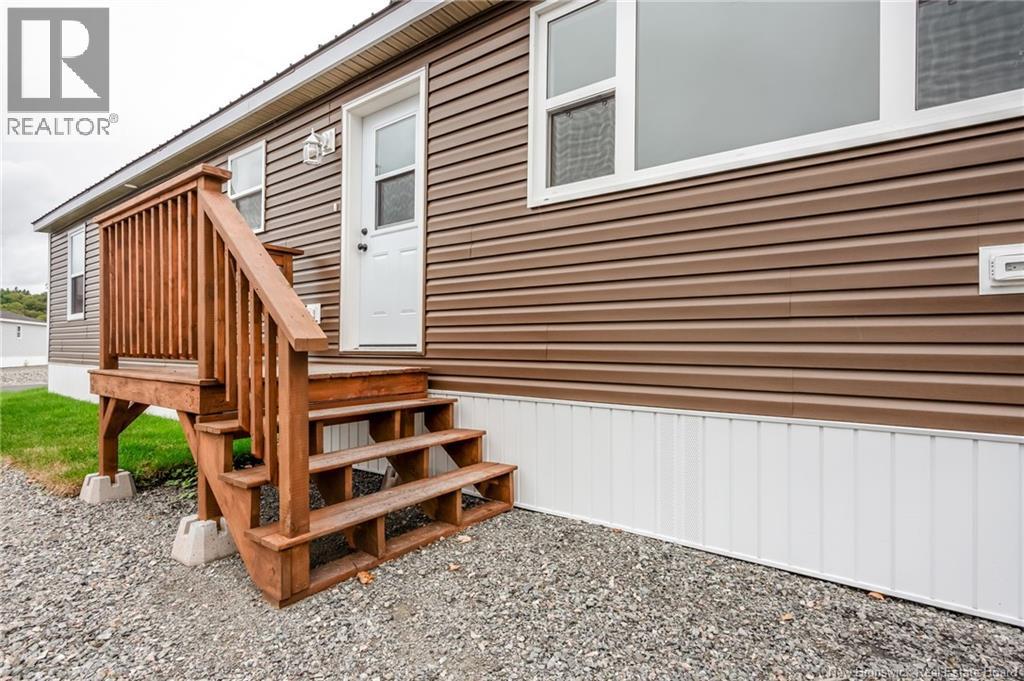 100 Glen View Drive, Saint John, New Brunswick E2H 2R4 - Photo 40 - NB147340