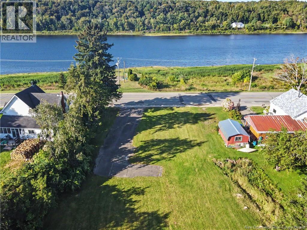 220 Main Street, Hartland, New Brunswick  E7P 2M6 - Photo 4 - NB147930