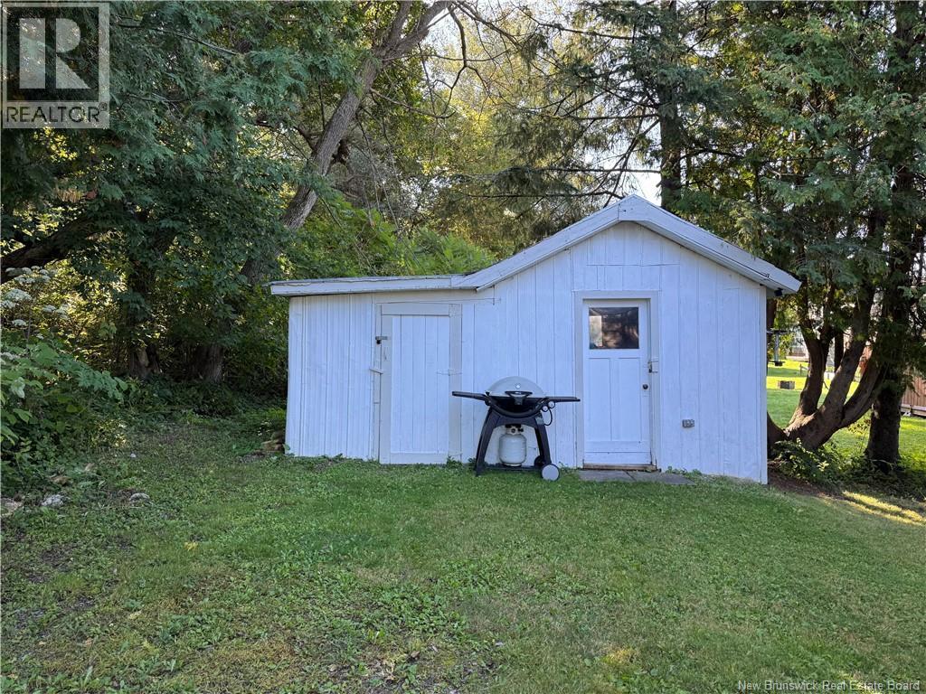 30 Queen St, Hartland, New Brunswick  E7P 2M2 - Photo 29 - NB147948