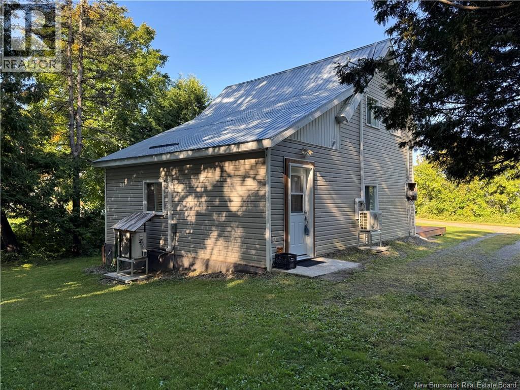 30 Queen St, Hartland, New Brunswick  E7P 2M2 - Photo 38 - NB147948