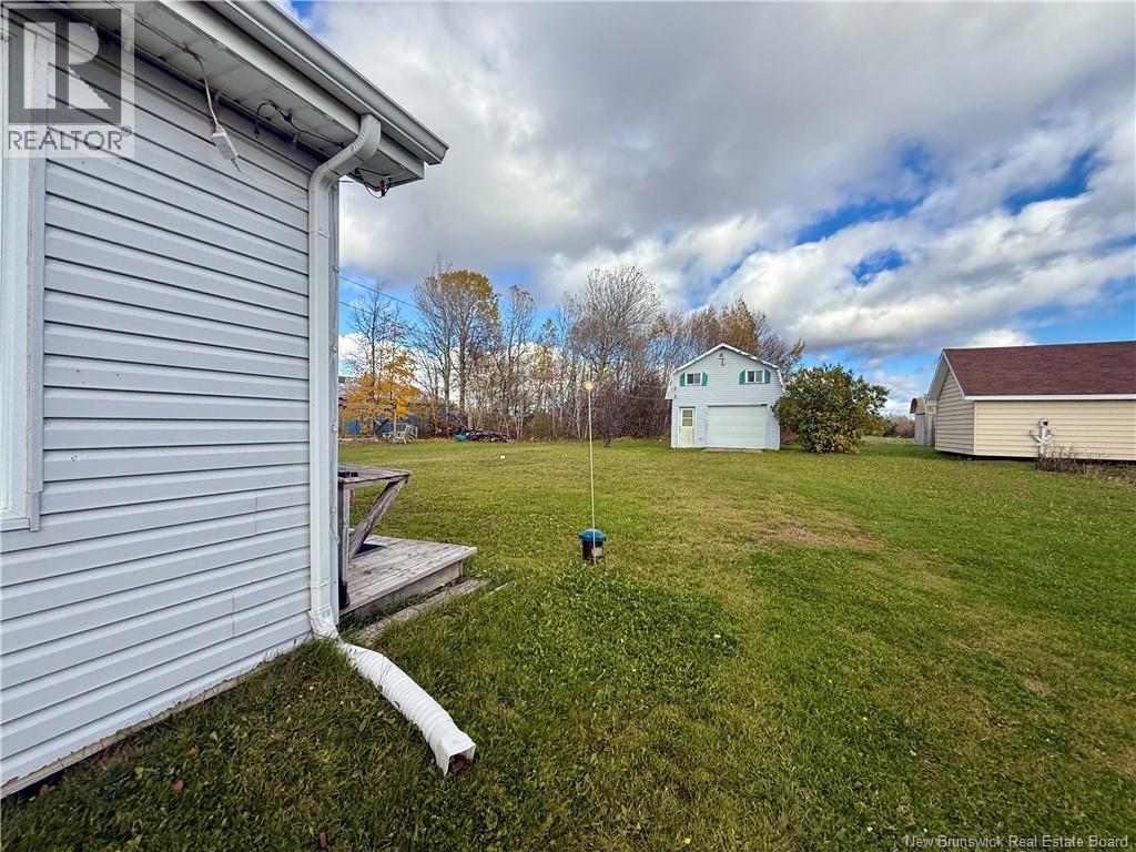 1552 Route 135, Bois-Blanc, New Brunswick  E8R 2B2 - Photo 3 - NB147837