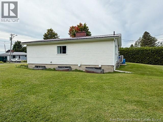 93 Hillcrest Avenue, Hartland, New Brunswick  E7P 1H9 - Photo 38 - NB148098