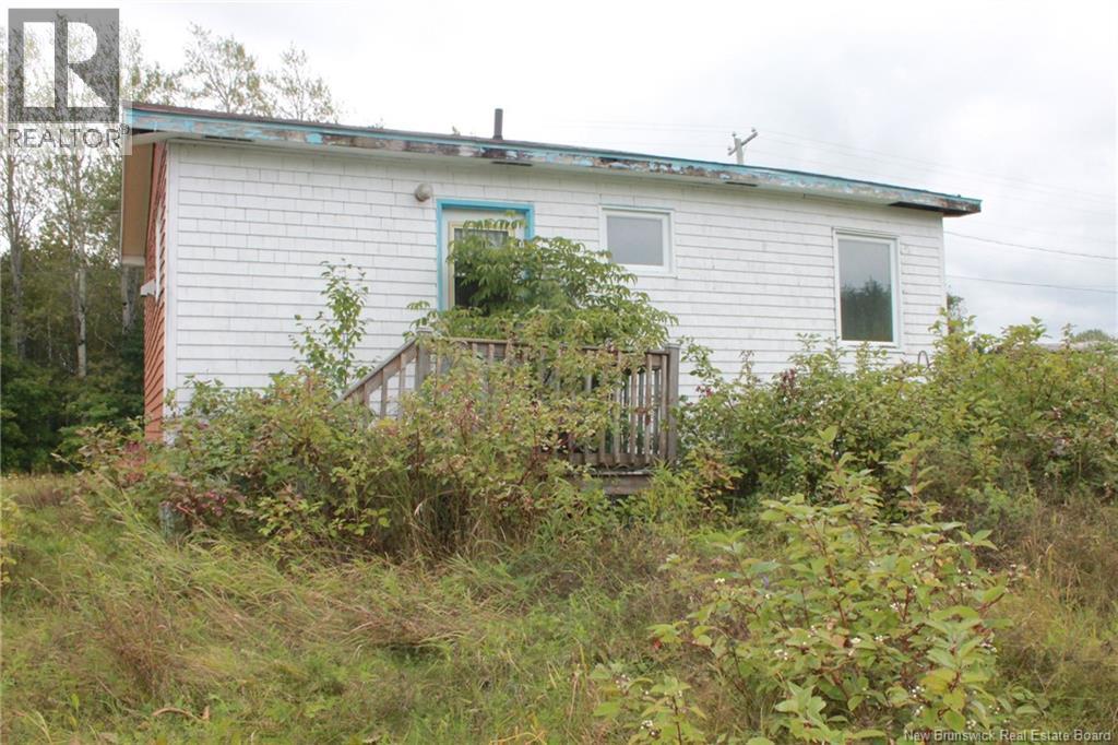 4280 Chemin Nicholas-Denys, Nicholas Denys, New Brunswick  E8K 3C3 - Photo 3 - NB148116