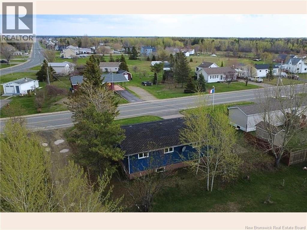 2938 Rue Chiasson, Bas-Caraquet, New Brunswick  E1W 5V7 - Photo 4 - NB148049