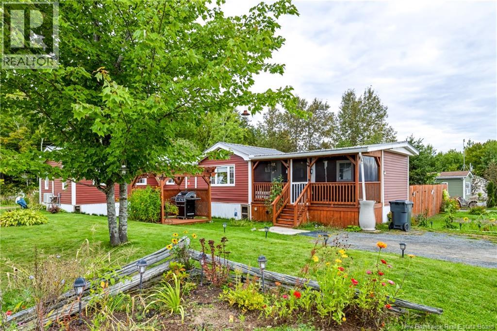 29 Clarence Crescent, Nackawic, New Brunswick  E6G 1G3 - Photo 32 - NB148041