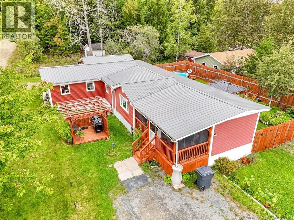 29 Clarence Crescent, Nackawic, New Brunswick  E6G 1G3 - Photo 34 - NB148041