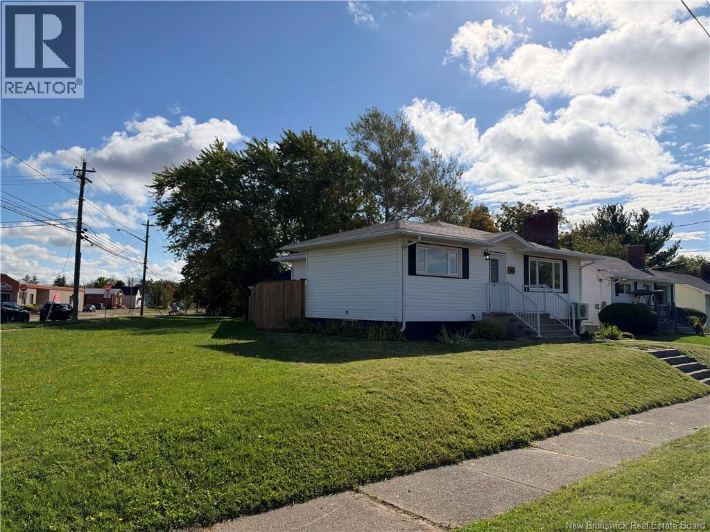 85 Ninth Street, Moncton, New Brunswick E1E 3E5 - Photo 4 - NB148299