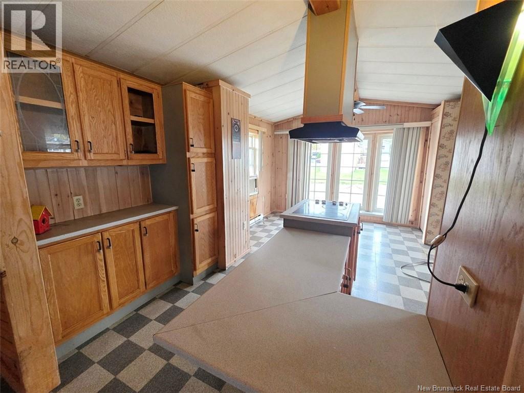 30 Gagnon Avenue, Edmundston, New Brunswick  E3V 3H8 - Photo 7 - NB148200