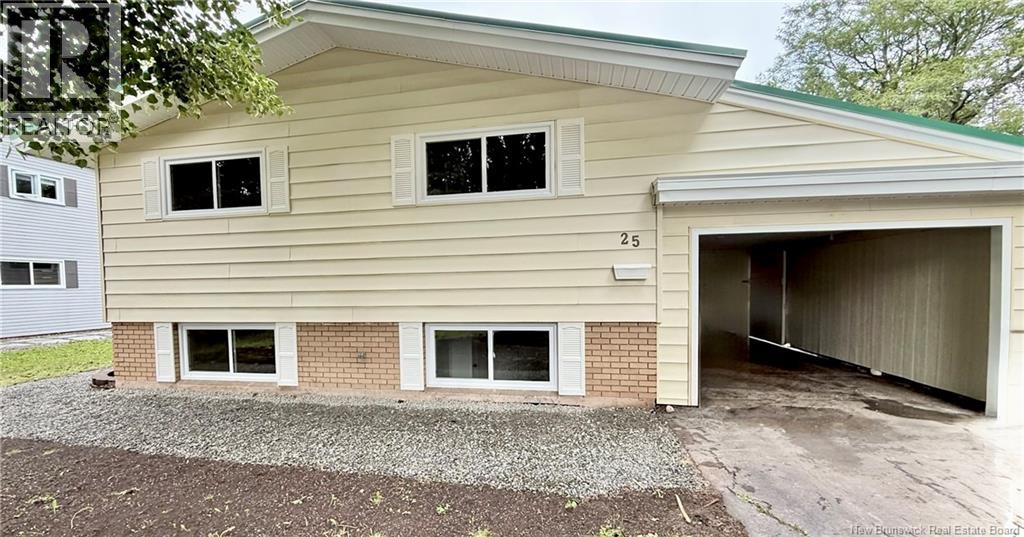 25 Vista Drive, Moncton, New Brunswick