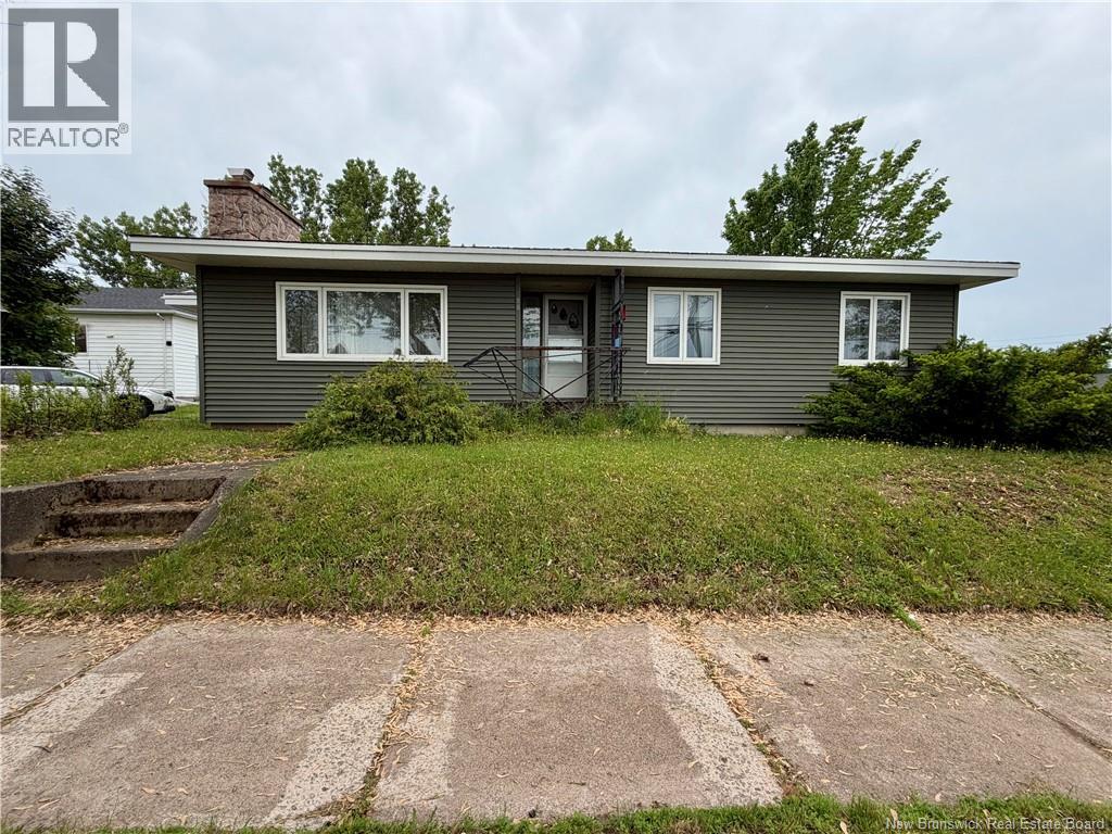 88 Watson Avenue, Moncton, New Brunswick  E1C 8C3 - Photo 1 - NB148250