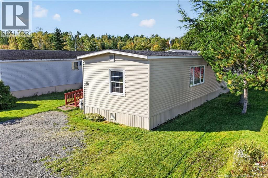 60 Midway, Moncton, New Brunswick E1E 4L2 - Photo 4 - NB148541