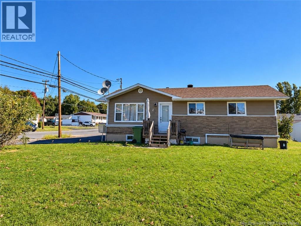 2 Walsh Avenue, Campbellton, New Brunswick  E3N 2E1 - Photo 1 - NB148580