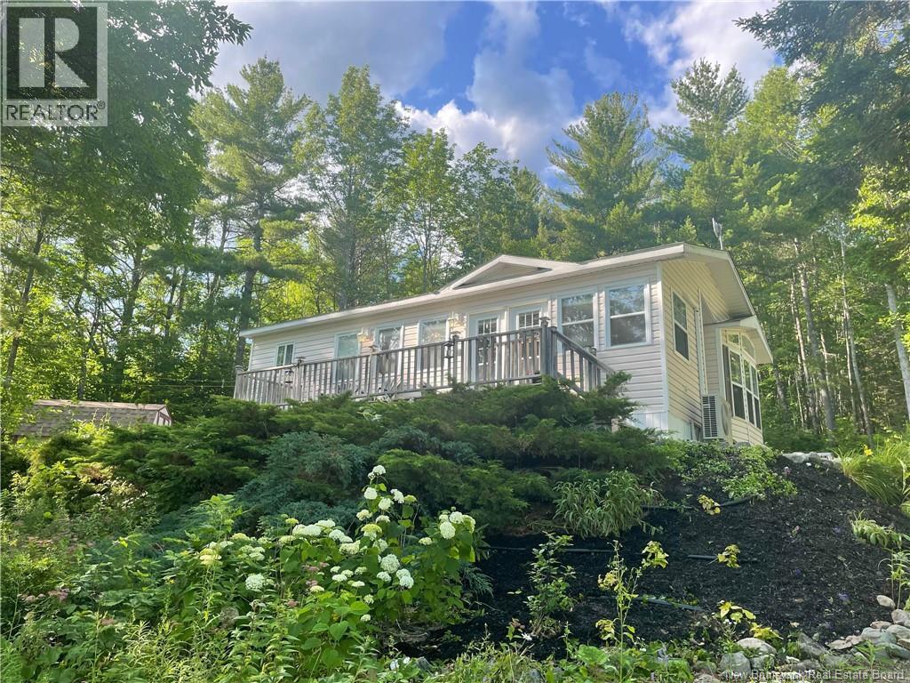 2390 105 Route, Southampton, New Brunswick