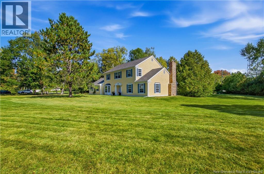 11 Idlewood Drive, Island View, New Brunswick