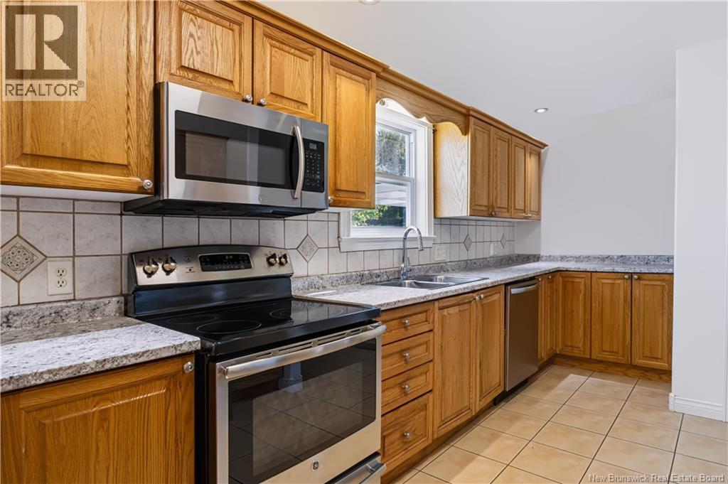 74 Rebecca Drive, Fredericton, New Brunswick  E3B 9N4 - Photo 13 - NB148234