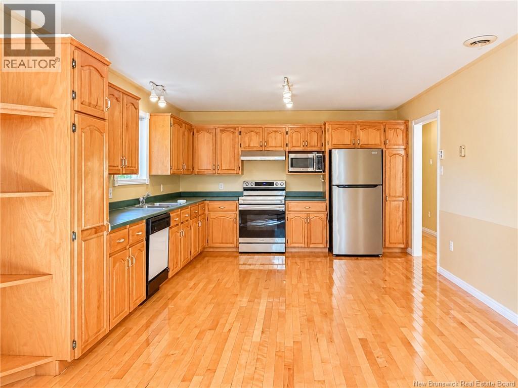 91 Bailey Avenue, Fredericton, New Brunswick E3A 5V1 - Photo 17 - NB148101