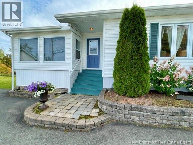 423 Darlington, Dalhousie, New Brunswick  E8C 1M3 - Photo 2 - NB148752