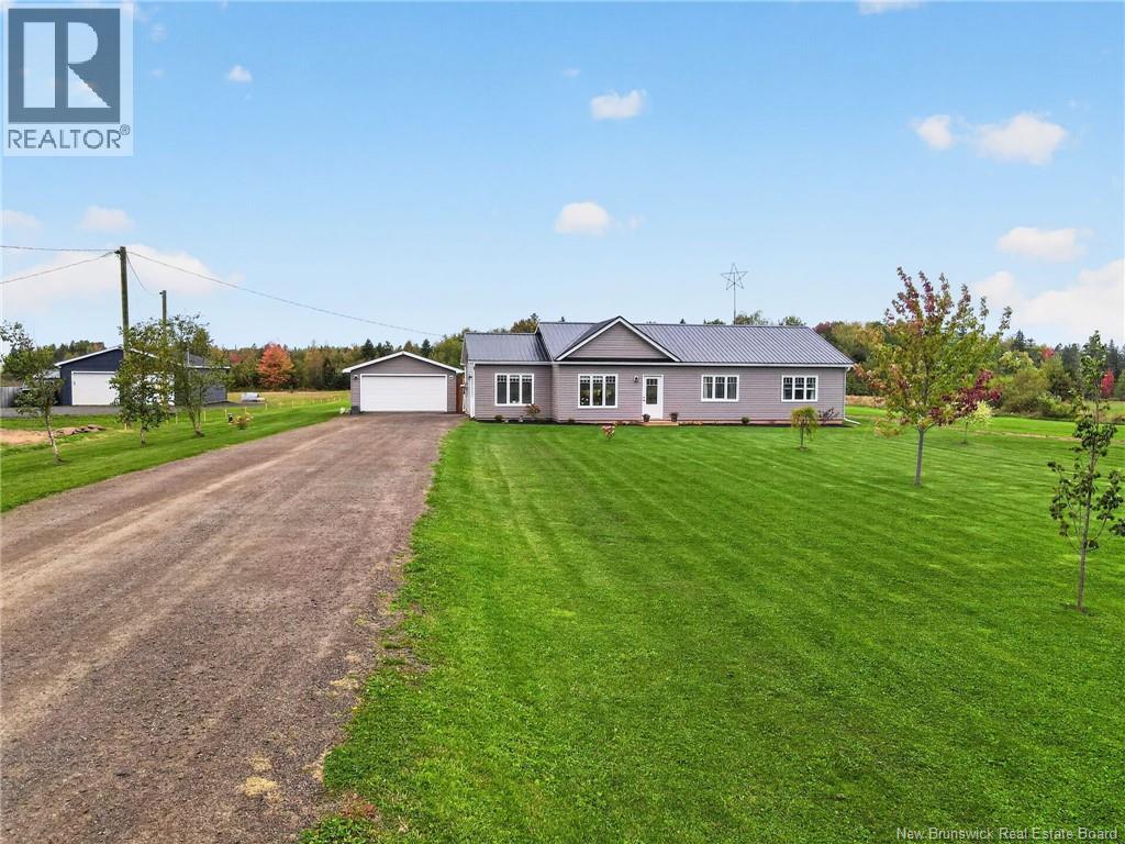 18 Hope Road, Steeves Mountain, New Brunswick