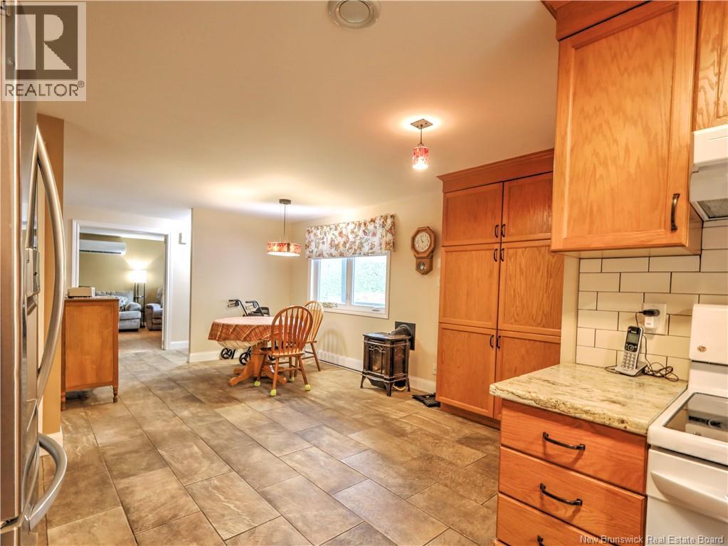 743 Waasis Road, Oromocto, New Brunswick  E2V 2N4 - Photo 11 - NB148875