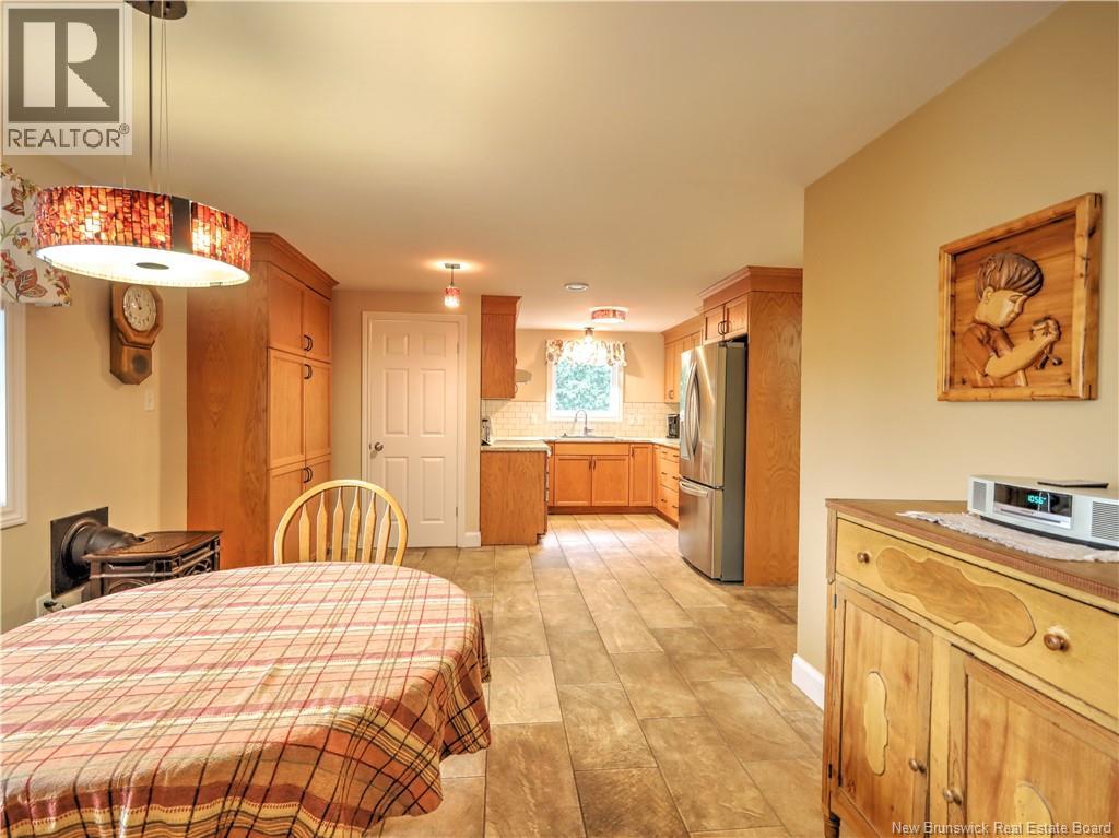 743 Waasis Road, Oromocto, New Brunswick  E2V 2N4 - Photo 7 - NB148875