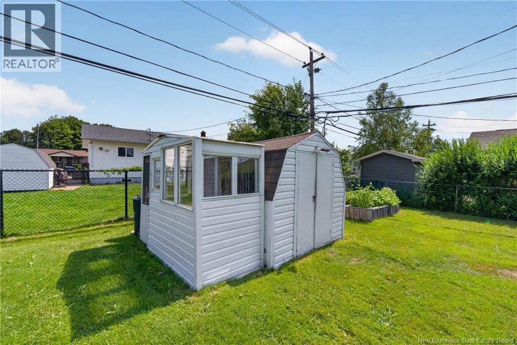 9 Magellan Drive, Moncton, New Brunswick E1A 5P3 - Photo 5 - NB148888