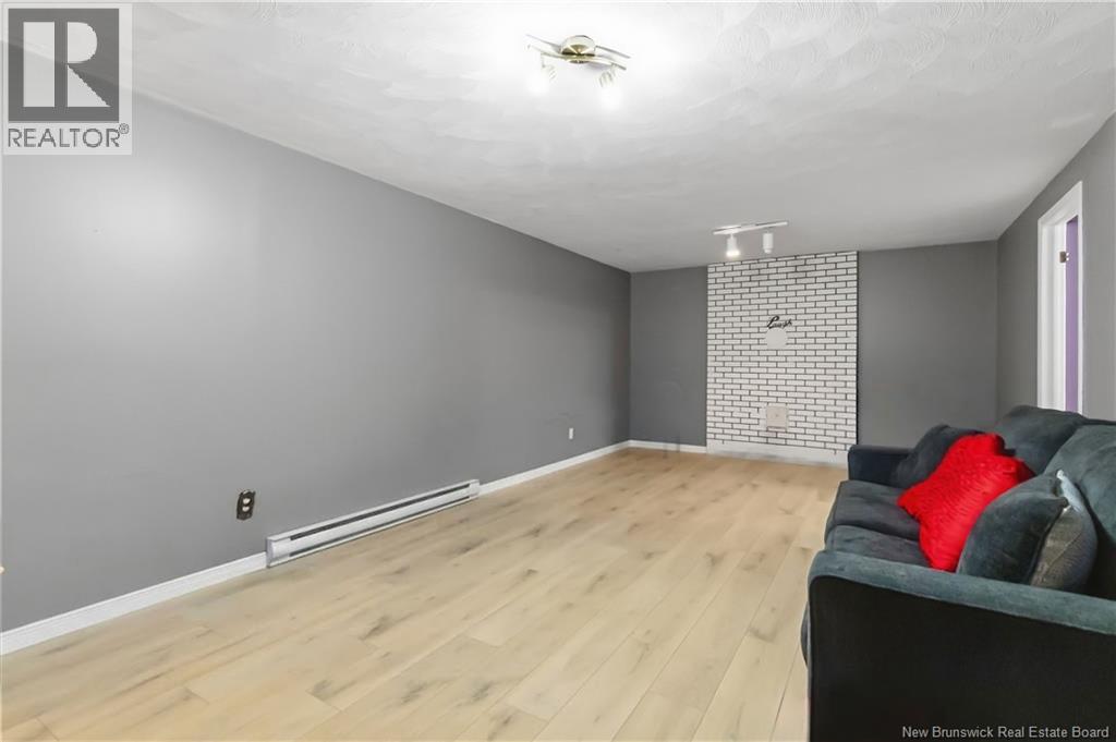 221 Broadway Street, Moncton, New Brunswick  E1A 3Y5 - Photo 29 - NB148907