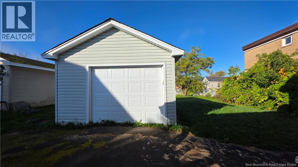98 Lefurgey, Moncton, New Brunswick  E1C 7G6 - Photo 19 - NB148622