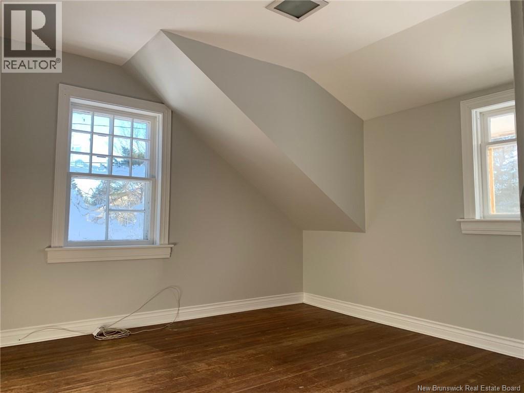 16 Clark Road, Rothesay, New Brunswick  E2E 2H1 - Photo 7 - NB149005