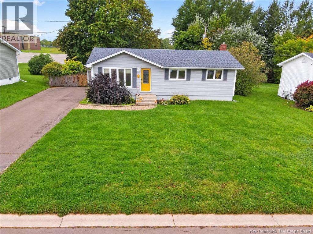 27 Alphonse Street, Shediac, New Brunswick E4P 1C9 - Photo 1 - NB148969