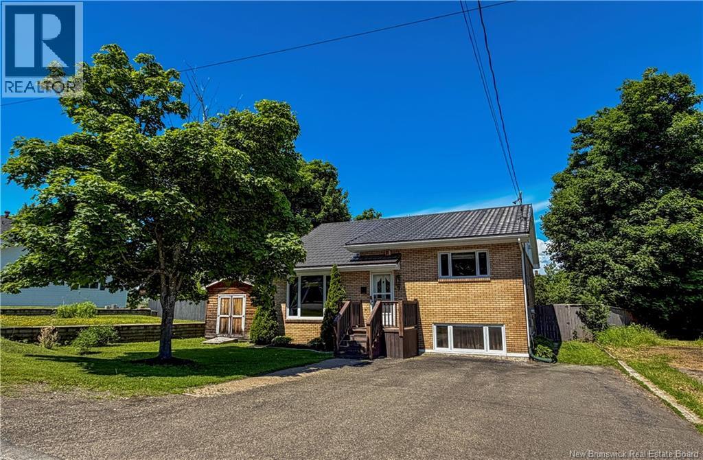 9 Stanley Street, Campbellton, New Brunswick