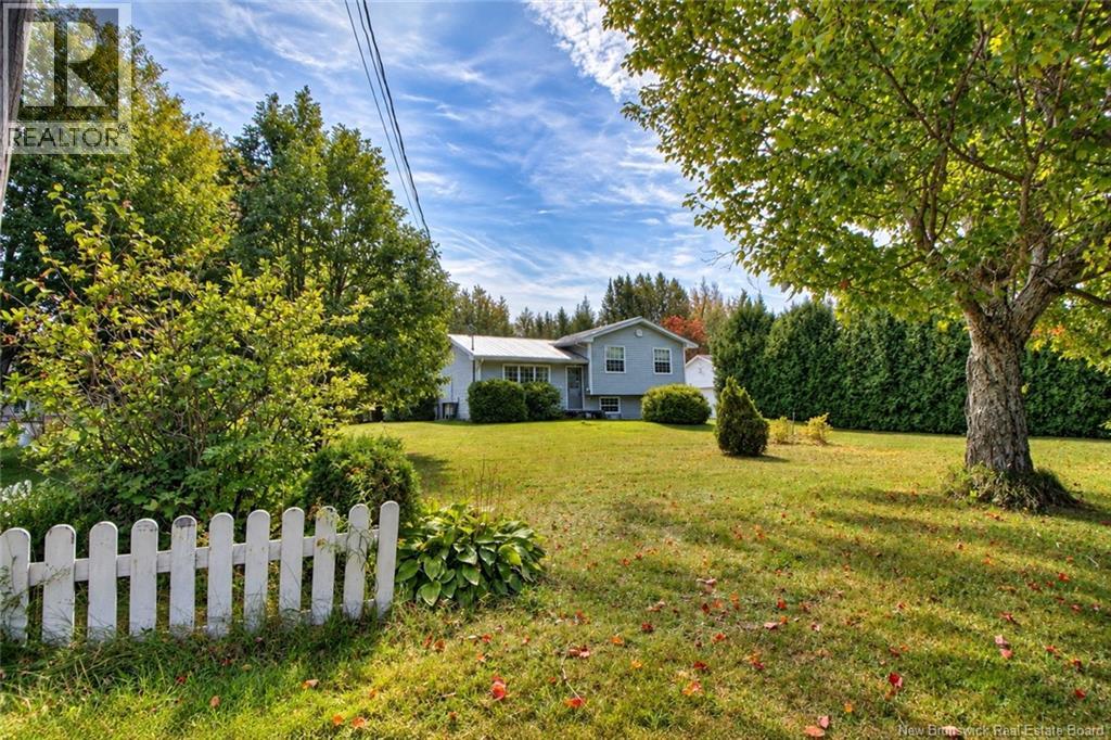 459 Saint-Ignace, Saint-Louis-De-Kent, New Brunswick E4X 1X3 - Photo 2 - NB148786