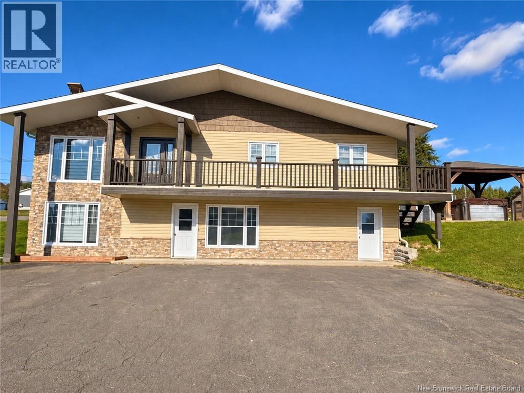 63 Premiere Avenue, Sainte-Anne-De-Madawaska, New Brunswick  E7E 1J9 - Photo 2 - NB149020