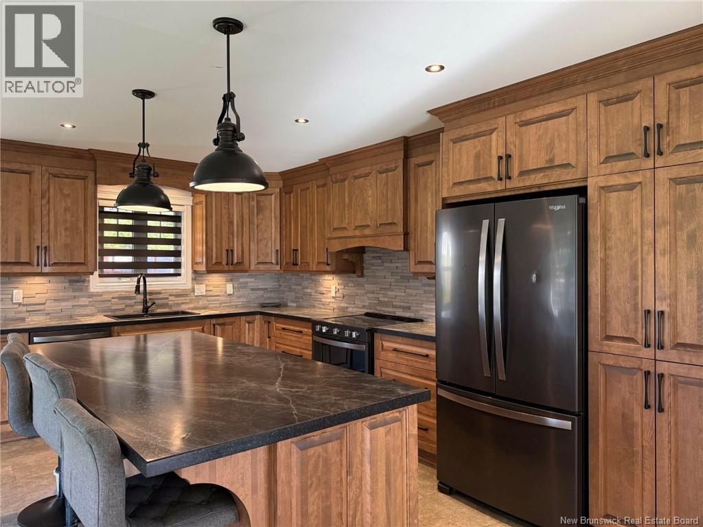 63 Premiere Avenue, Sainte-Anne-De-Madawaska, New Brunswick  E7E 1J9 - Photo 5 - NB149020