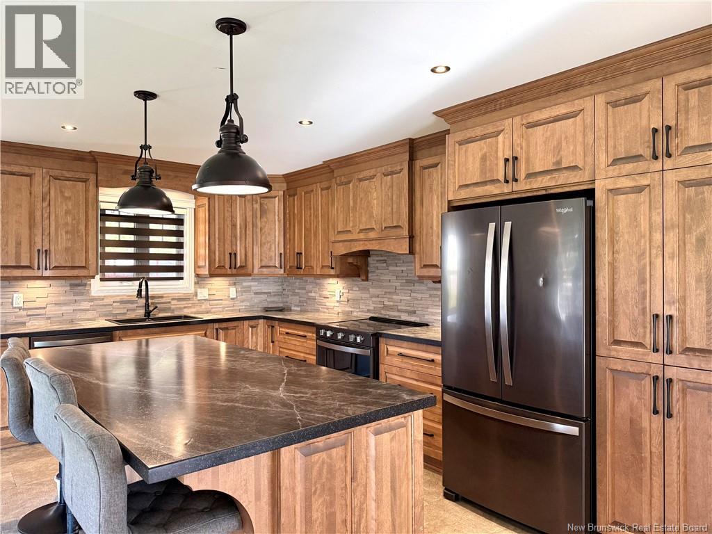 63 Premiere Avenue, Sainte-Anne-De-Madawaska, New Brunswick  E7E 1J9 - Photo 6 - NB149020
