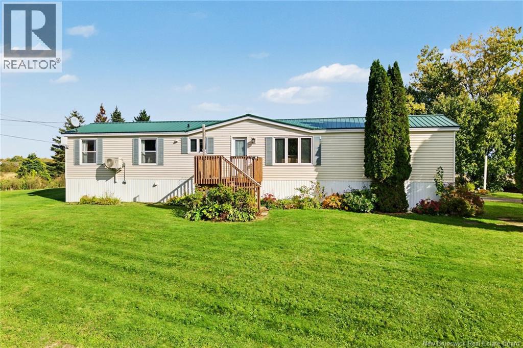 1711 Route 105, Maugerville, New Brunswick E3A 8J4 - Photo 1 - NB149078