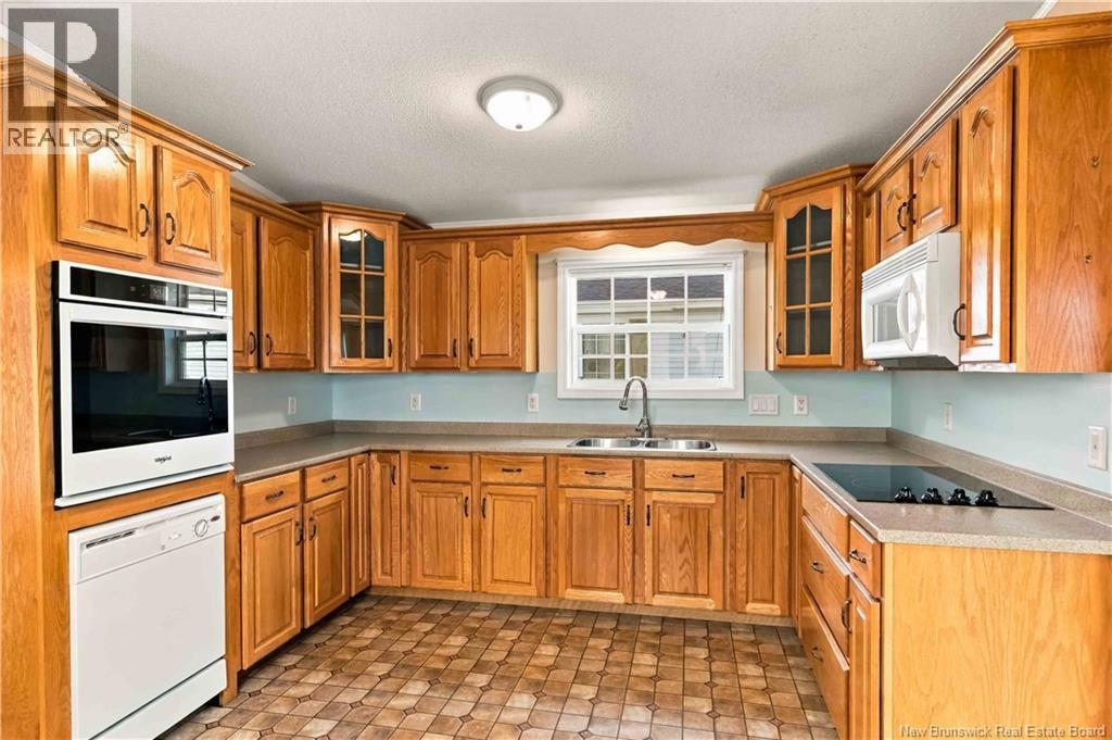 10 Northrup Crescent, Lincoln, New Brunswick  E3B 6T7 - Photo 2 - NB149040