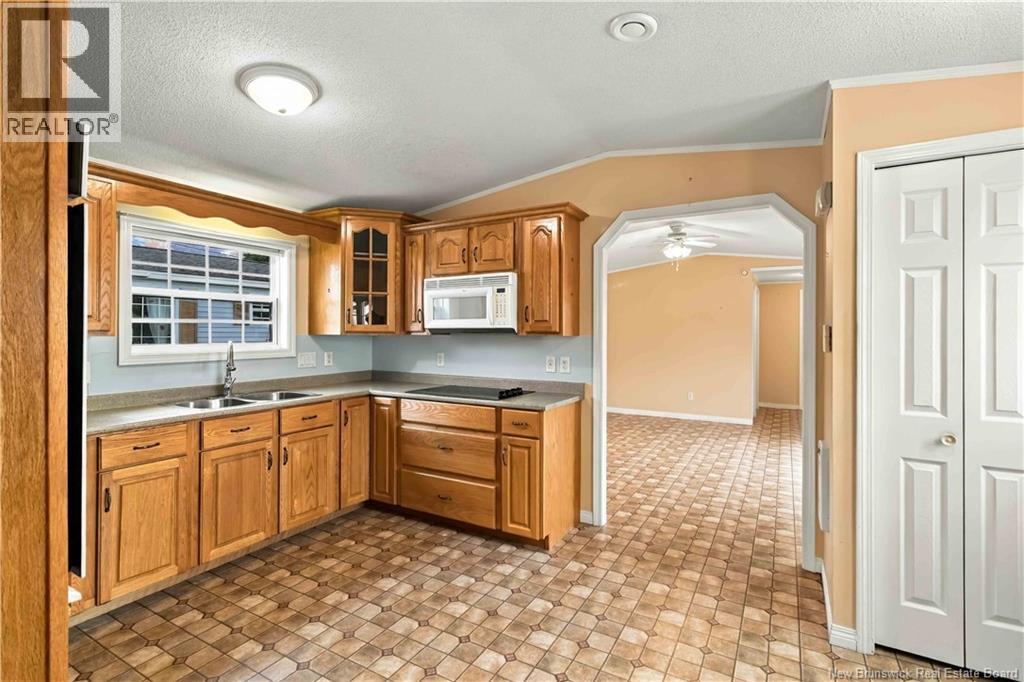 10 Northrup Crescent, Lincoln, New Brunswick  E3B 6T7 - Photo 3 - NB149040