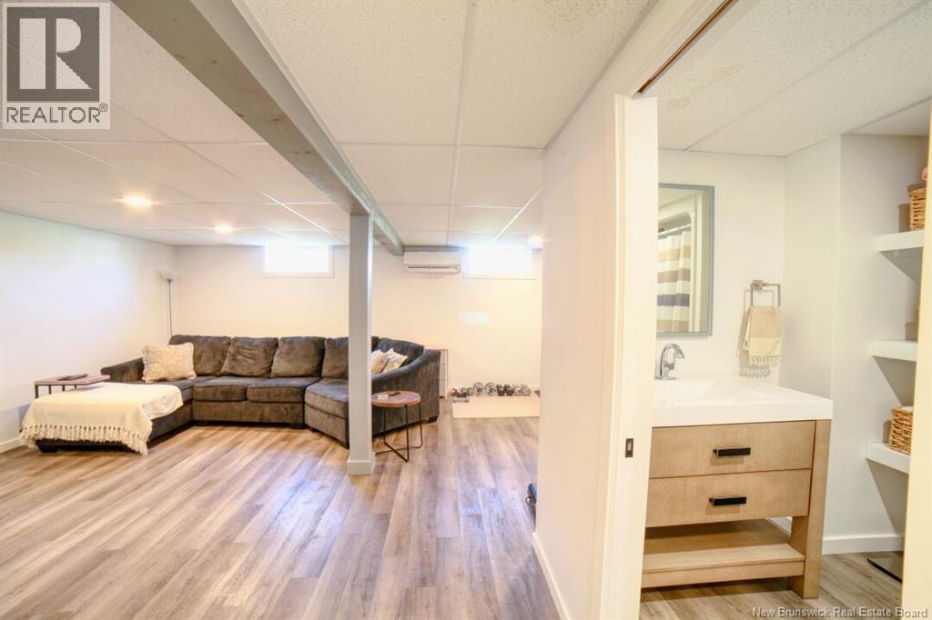 1073 Rockland Drive, Bathurst, New Brunswick  E2A 3T8 - Photo 18 - NB149089