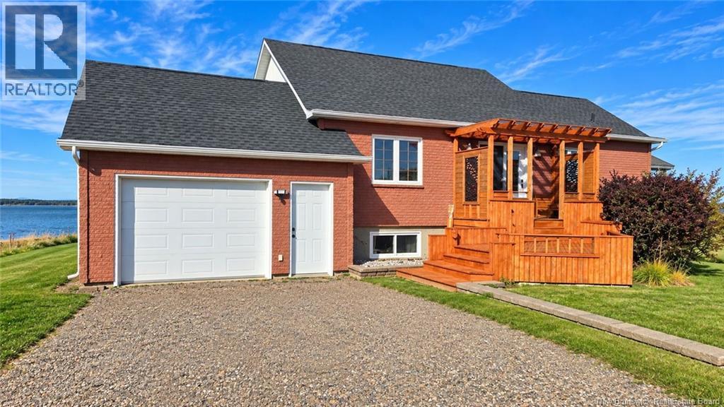 7739 Du Havres Street, Bas-Caraquet, New Brunswick