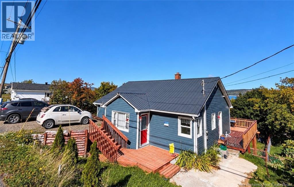 333 Victoria Street, Dalhousie, New Brunswick  E8C 2T7 - Photo 1 - NB149179