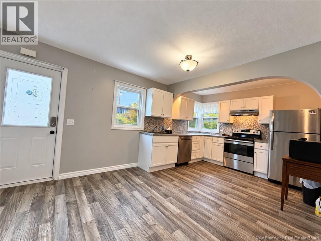 333 Victoria Street, Dalhousie, New Brunswick  E8C 2T7 - Photo 3 - NB149179