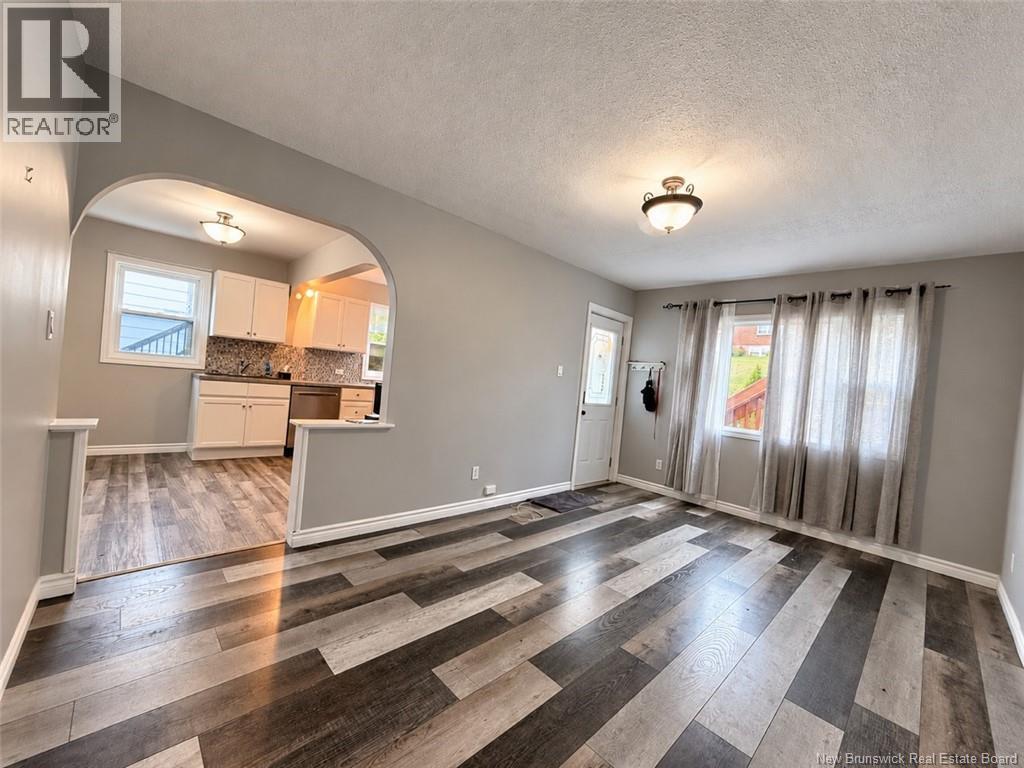 333 Victoria Street, Dalhousie, New Brunswick  E8C 2T7 - Photo 4 - NB149179
