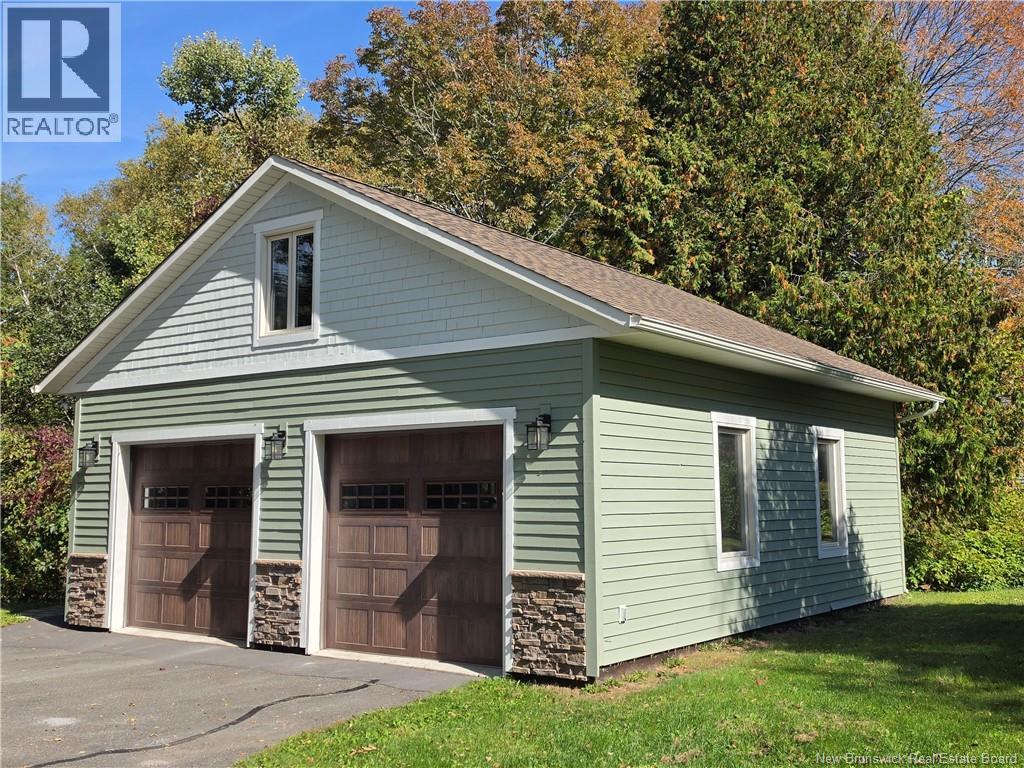 28 River Lane, Fredericton, New Brunswick E3E 2G6 - Photo 3 - NB149121