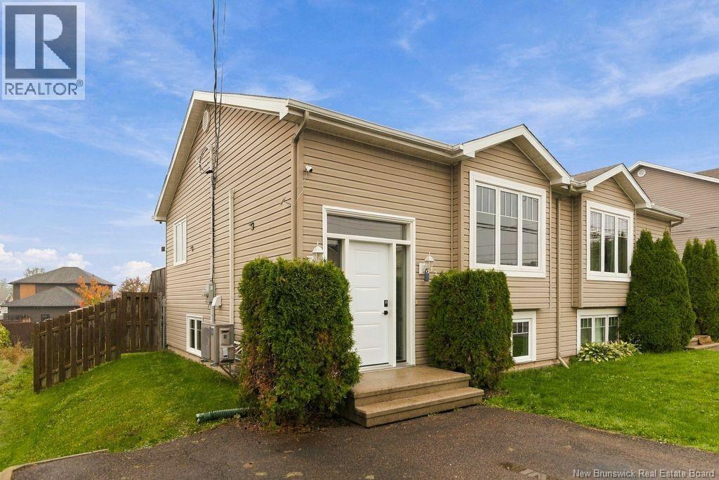 138 Penrose Street, Moncton, New Brunswick E1E 4W6 - Photo 3 - NB148564