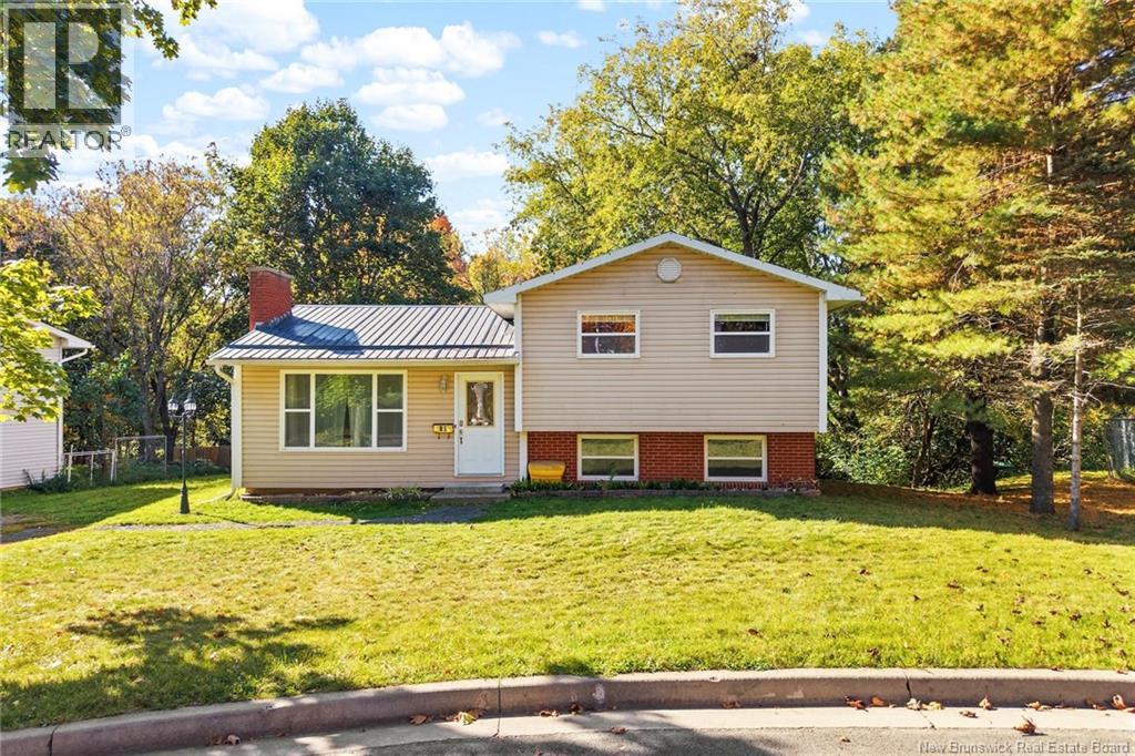 30 Fletcher Court, Fredericton, New Brunswick