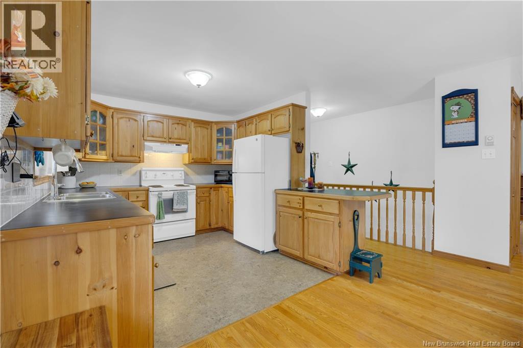 101 Law Avenue, Hampton, New Brunswick E5N 5C2 - Photo 11 - NB149279