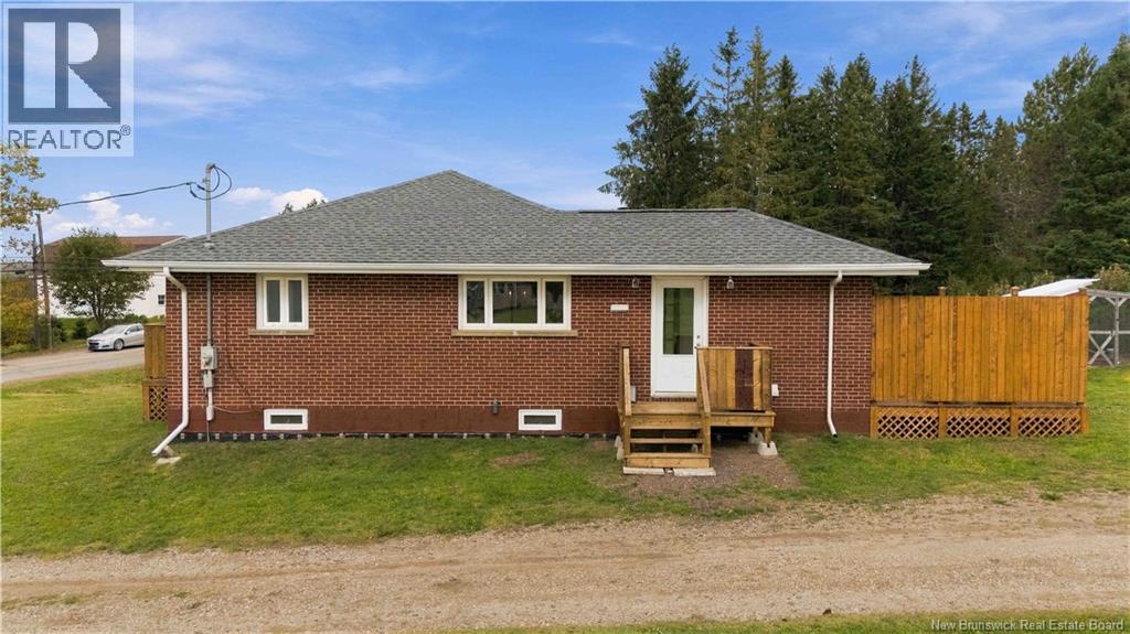 961 Royal Road, Memramcook, New Brunswick  E4K 1X6 - Photo 3 - NB149338